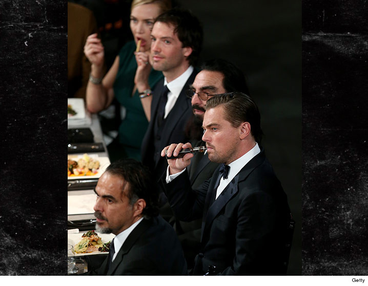 0201-leonardo-dicaprio-vape-SAG-Awards-GETTY-01