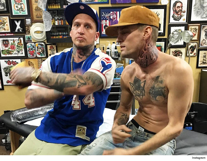 0212-aaron-carter-neck-tat-instagram-01