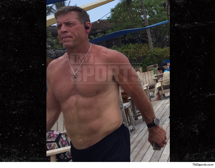 0324-troy-aikman-buff-TMZ-SPORTS-02