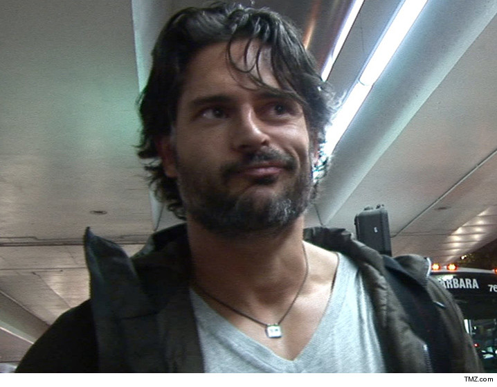 41816-joe-manganiello-tmz-03