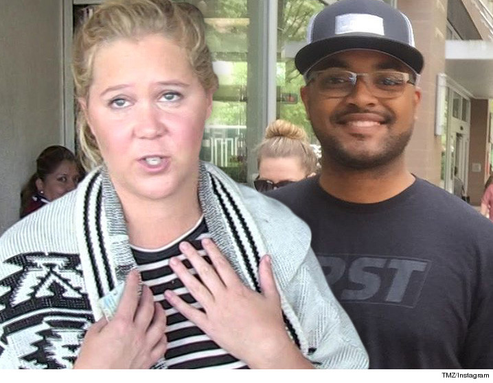 502-amy-schumer-tmz