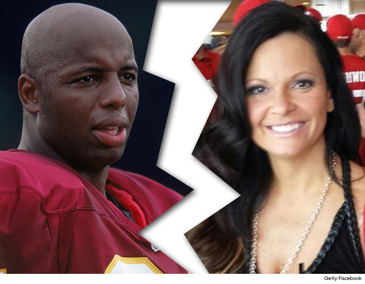 0503-dana-stubblefield-and-wife-divorce-GETTY_FACEBOOK-01
