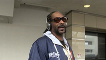 Snoop Dogg -- Sam Hunt Can Come to the Hood for a REAL 'House Party' (VIDEO)