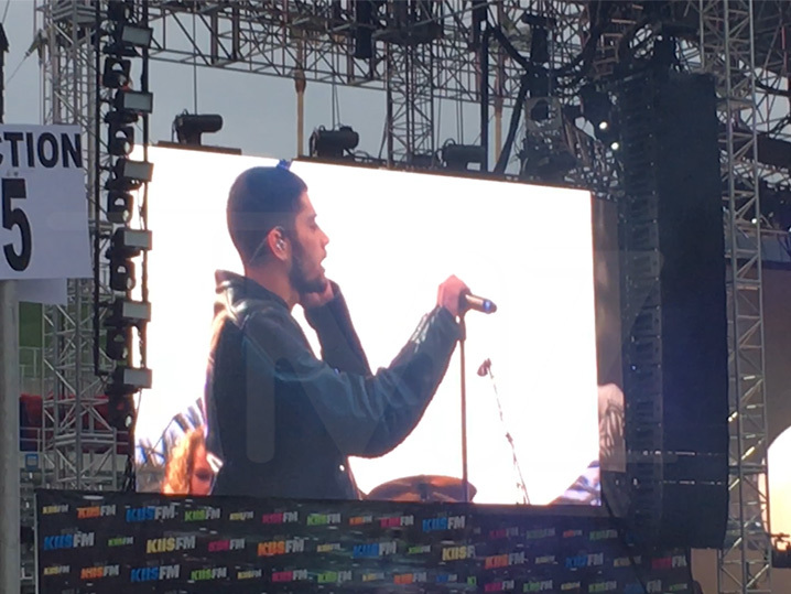 Zayn Malik Wango Tango, Gigi Hadid Dress Off - TMZ.com