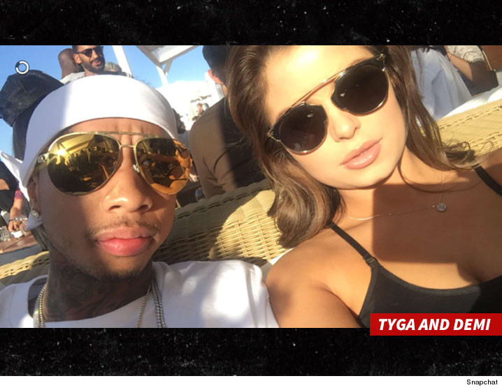 0519-tyga-hanging-with-hot-girl-demi-SNAPCHAT-01