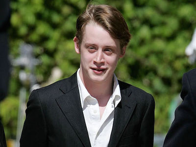 Macaulay Culkin Makes A RARE Public Appearance -- He Looks SO GOOD Here!