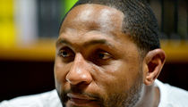 Ray Lewis -- I Snuck Food In Jail ... To Avoid 'Moldy Bologna'