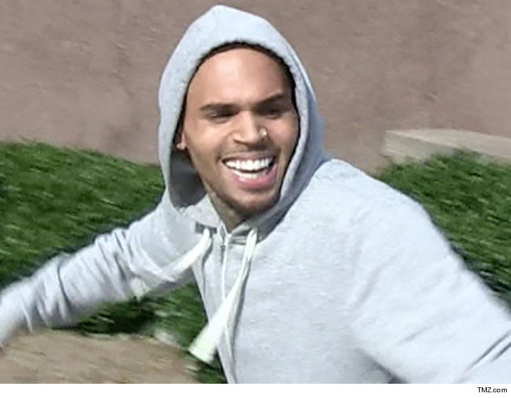 0819-chris-brown-tmz-01
