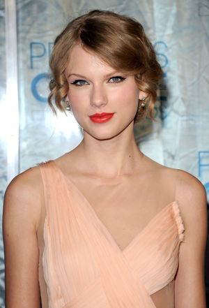 Taylor Swift News, Pictures, and Videos | TMZ.com
Taylor Swift