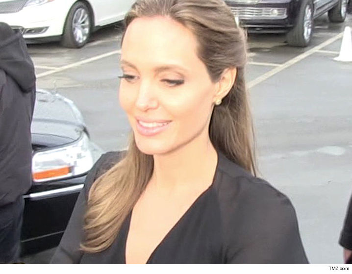Angelina Jolie 's decided Malibu is the key to keeping her kids out of ... Angelina Jolie