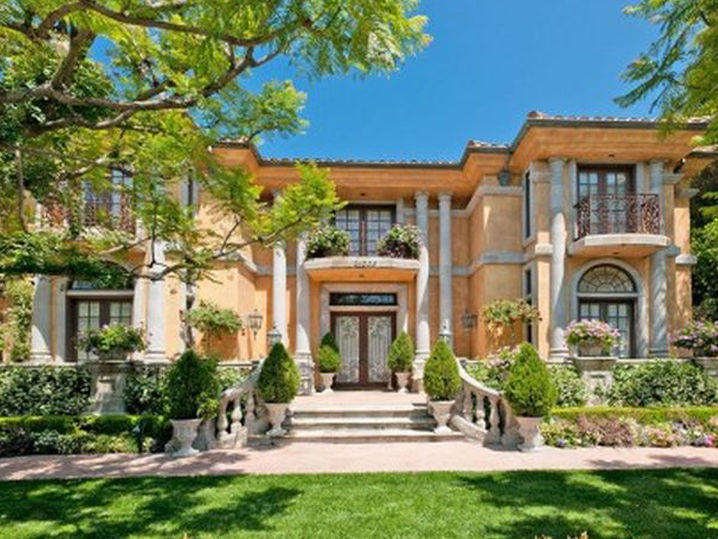 Charlie Sheen's Infamous Bachelor Pad Up for Sale - TMZ.com