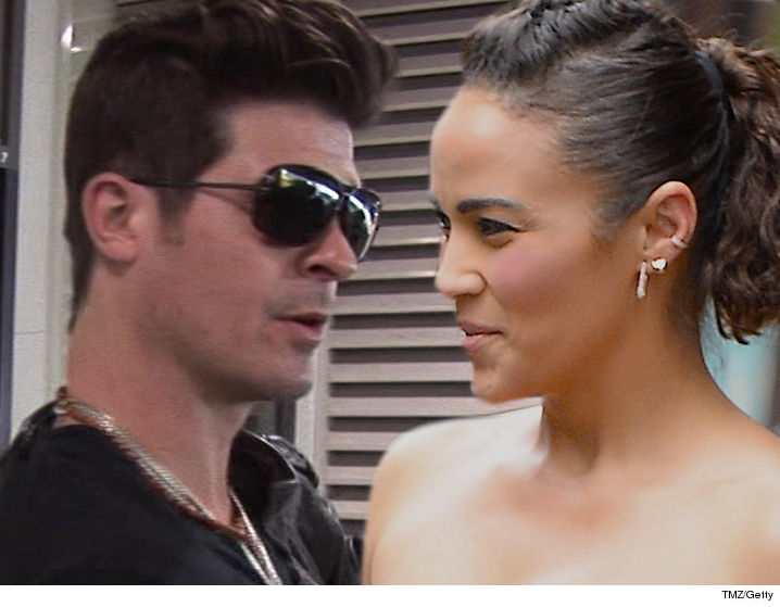 0204-robin-thicke-paula-patton-tmz