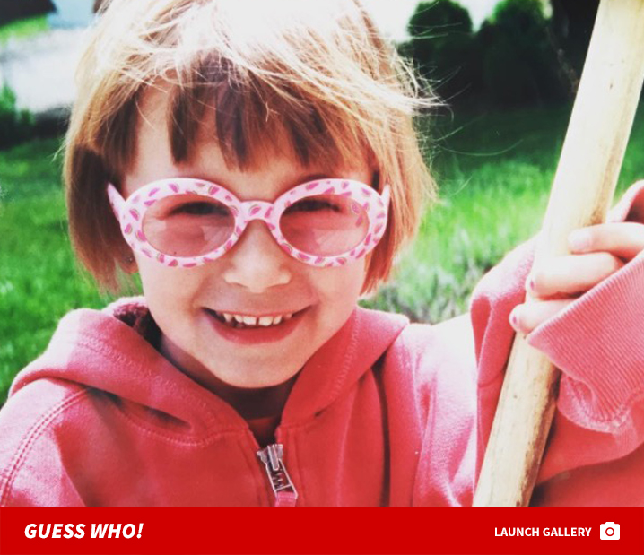 0313_glasses_gal_launch