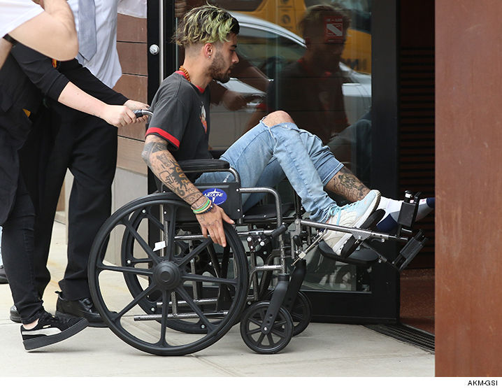 Zayn Malik wheelchair bound after mysterious foot injury Zayn Malik wheelchair bound after mysterious foot injury