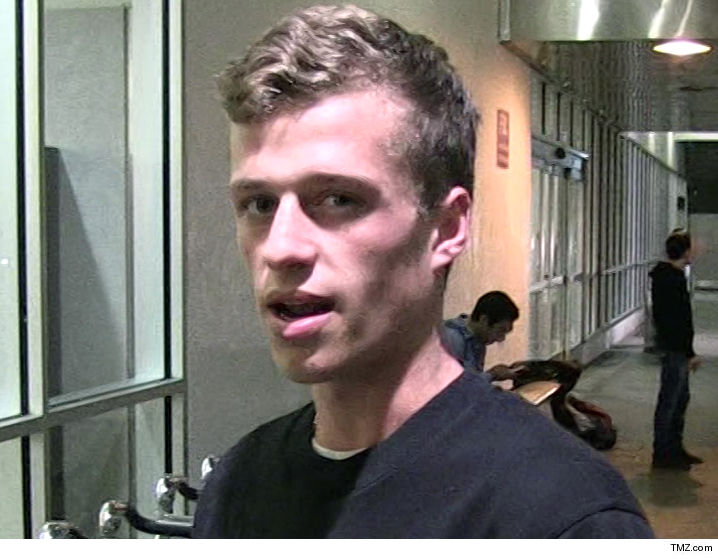 Paris Hilton's brother dropped a homophobic slur in court Paris Hilton's brother dropped a homophobic slur in court