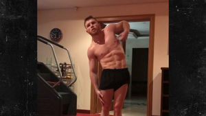 Sidebar TMZ TV Clips 2  