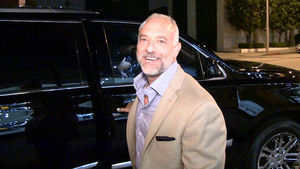 Lorenzo Fertitta Gives Blessing for Mayweather Vs. McGregor, 'They Deserve It'