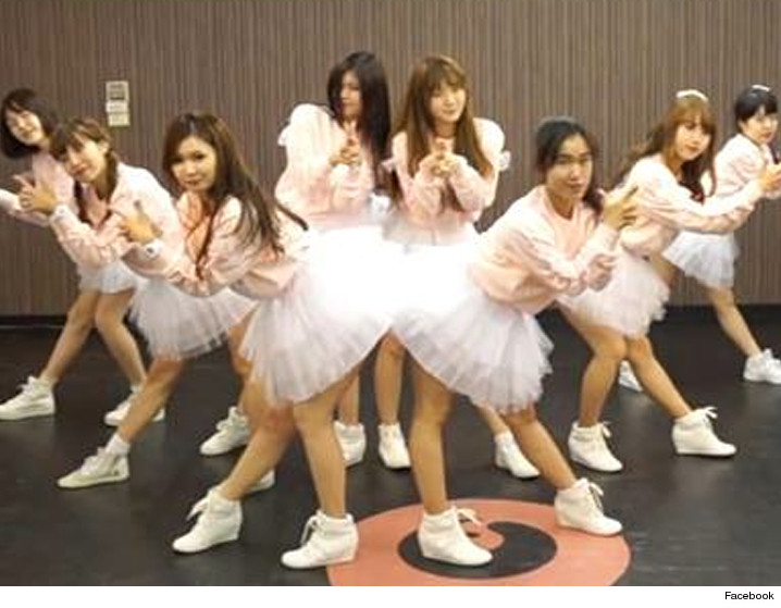 1212-ohmygirl-facebook-4.jpg