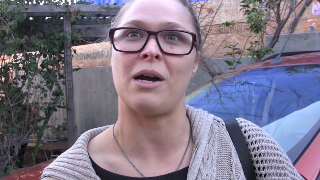 022316-ronda-rousey-manny-1-3585330-1080x608.jpg